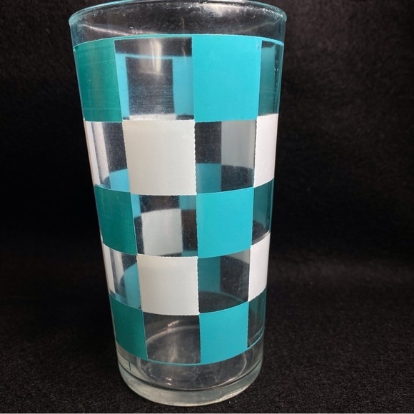6for$20♥️Cool checkerboard Vintage glass. Just 1 available. - Picture 1 of 6